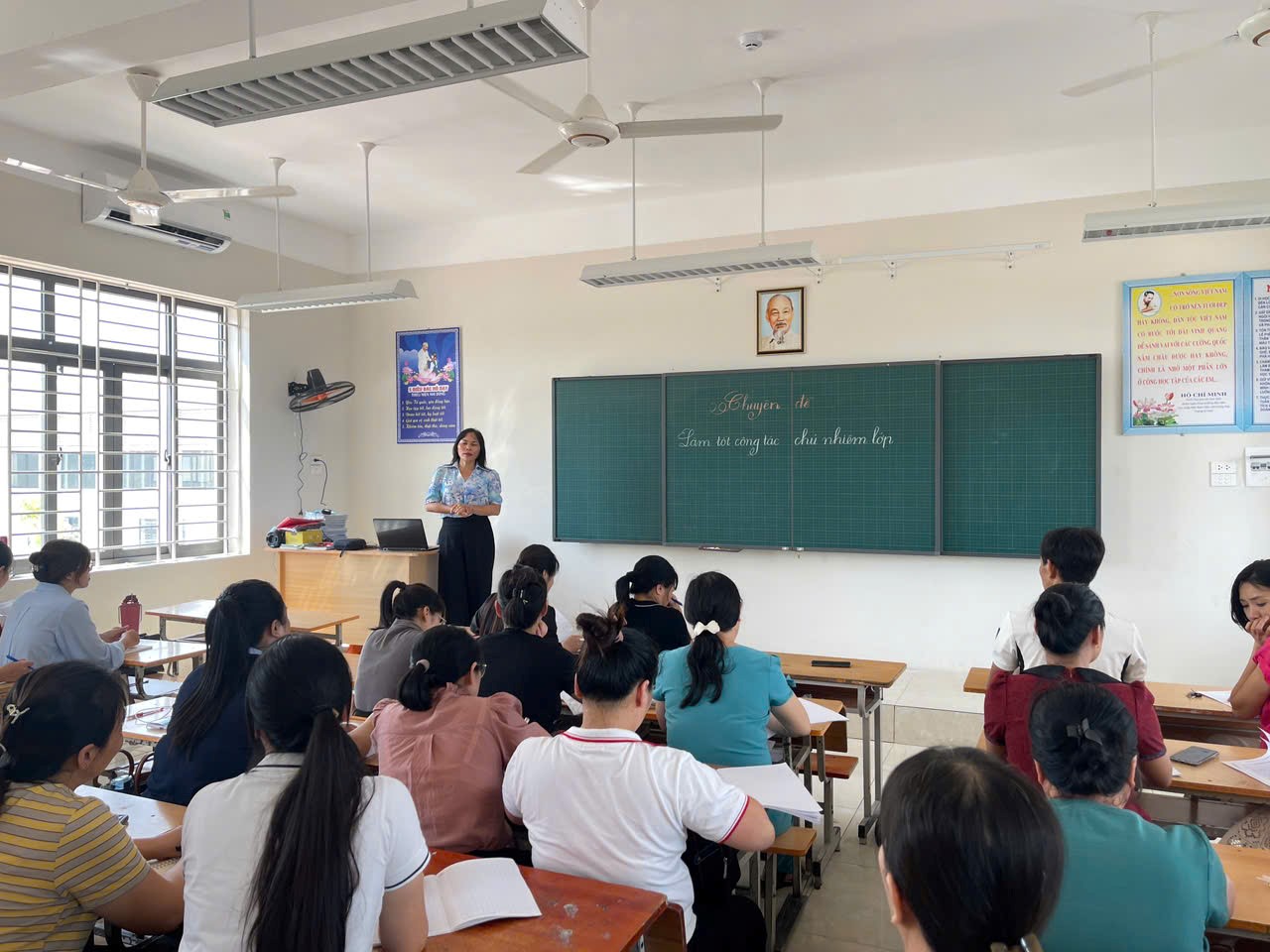 Đ/c Dương Thị Học - Giảng viên buổi Chuyên đề