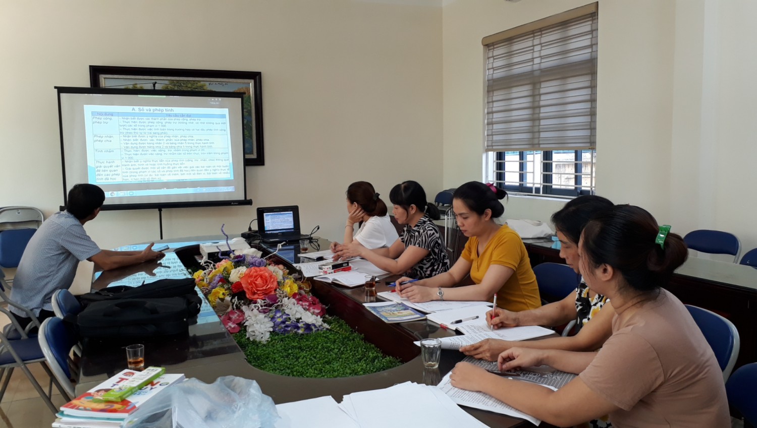 TẬP HUẤN CHƯƠNG TRÌNH SÁCH GIÁO KHOA MỚI