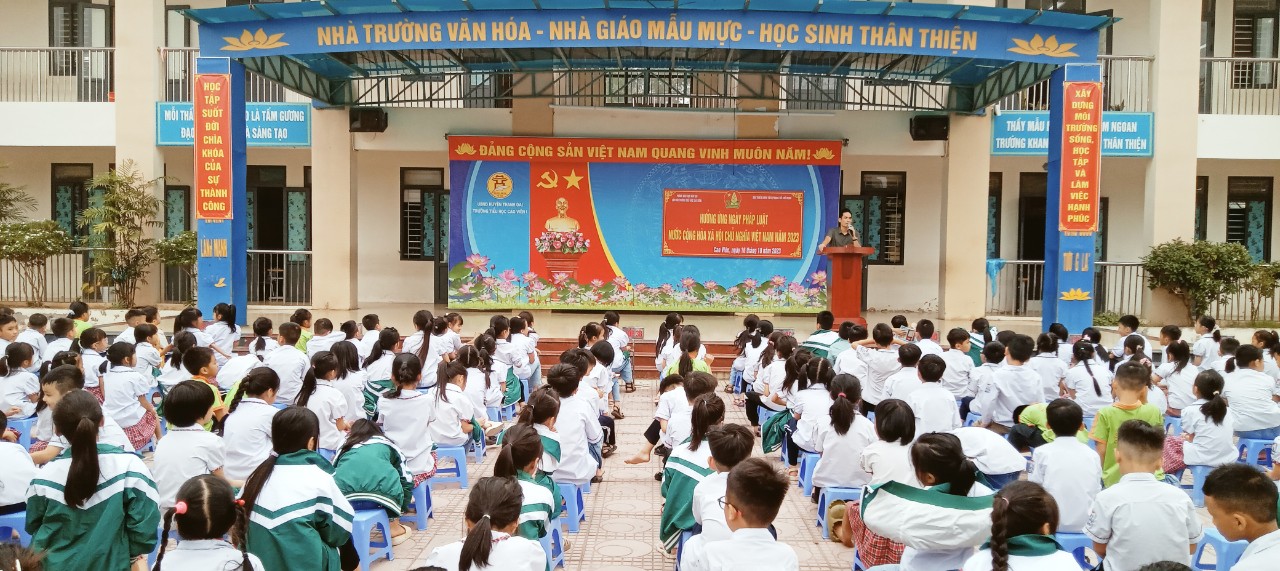 Toàn cảnh buổi tuyên truyền